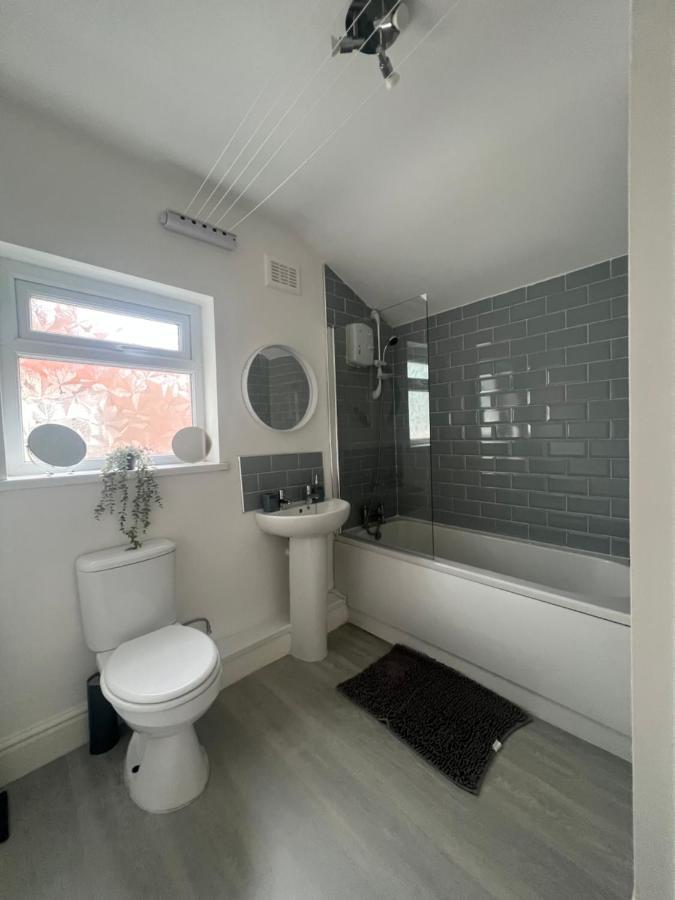 Spacious 3 Bed - Efc Stays Liverpool Exterior photo